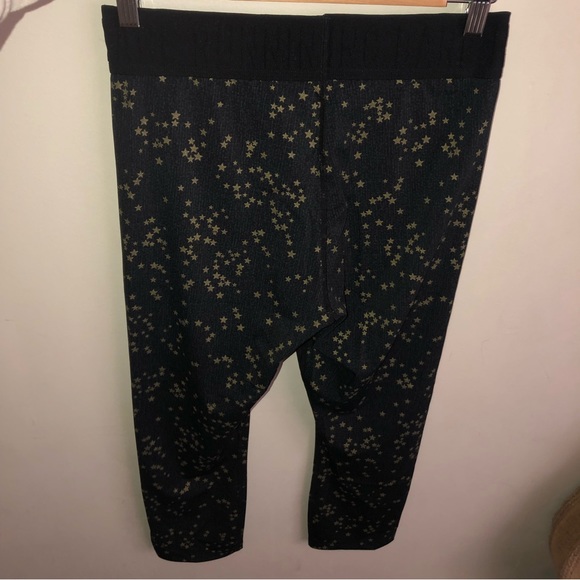 Running Bare 3/4 leggings - Picture 4 of 6